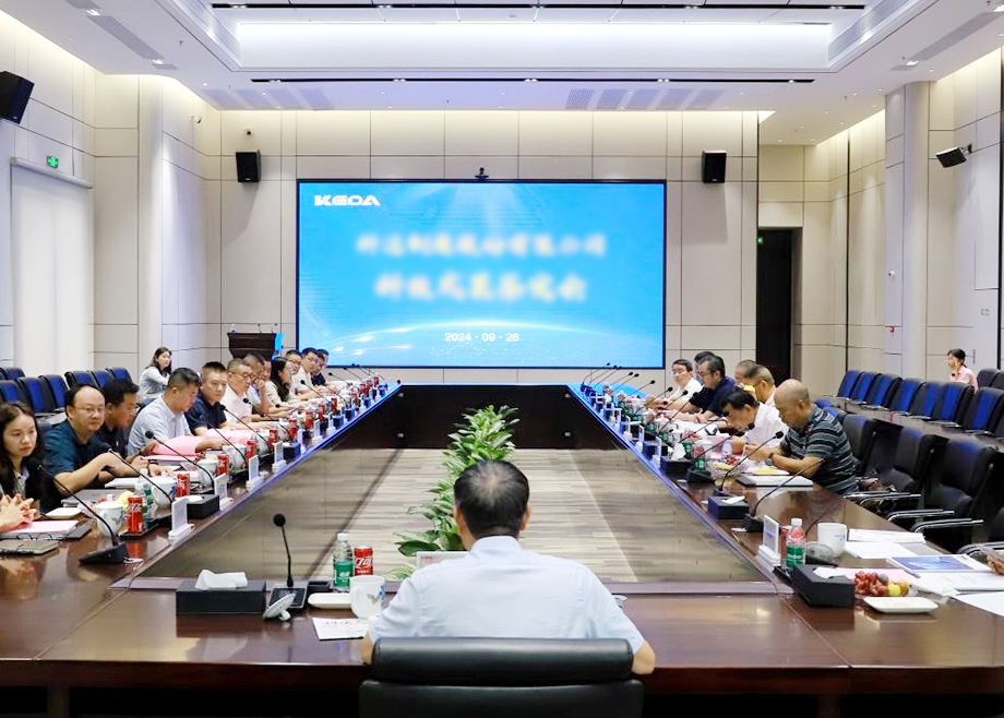 國際領先！“無機人造石荒料整線裝備”“鋰電正負極材料新型寬體輥道窯”兩項科技成果通過鑒定